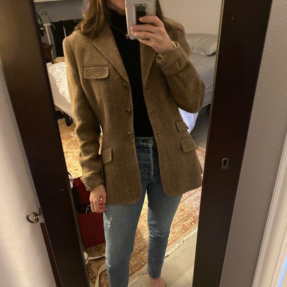 Ralph Lauren Blazer; Excellent condition, classic and timeless - Picture 7 of 7